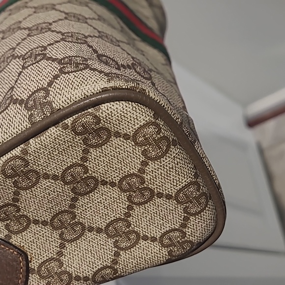 Gucci Accessory Collection GG Monogram Sherry Line  Crossbody - Picture 9 of 15